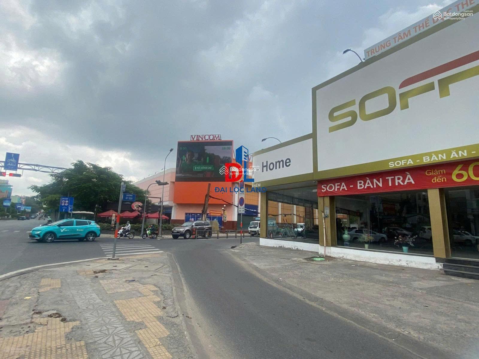 Cho thuê tòa nhà góc 2 mặt tiền Cộng Hòa, Phường 4 - Diện tích 450m², giá 140 triệu