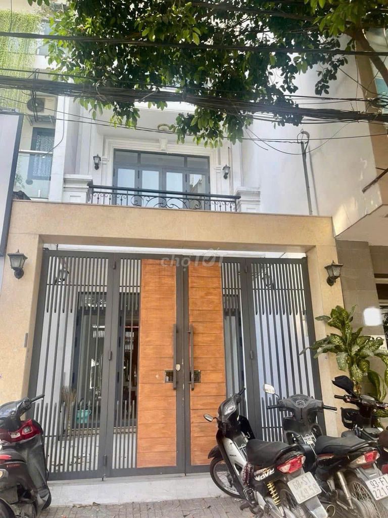 Nhà cho thuê mặt tiền 80A Bàu Cát Đôi, Q.Tân Bình, 95m² - Thiết kế Châu Âu sang trọng!