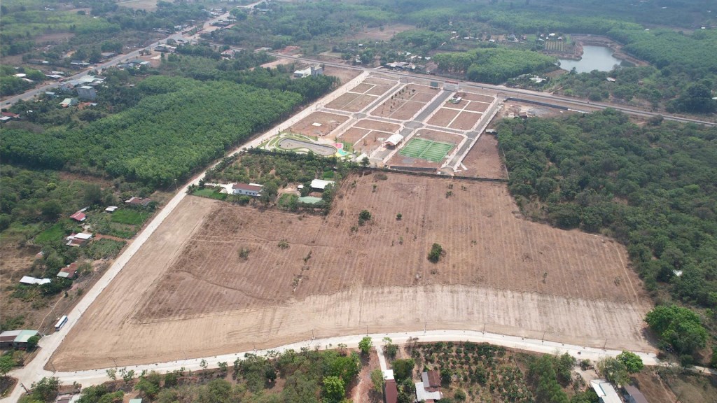 Đất nền Lake One City Bình Phước 110m² giá chỉ 18 triệu/m² - Cơ hội an cư lý tưởng!