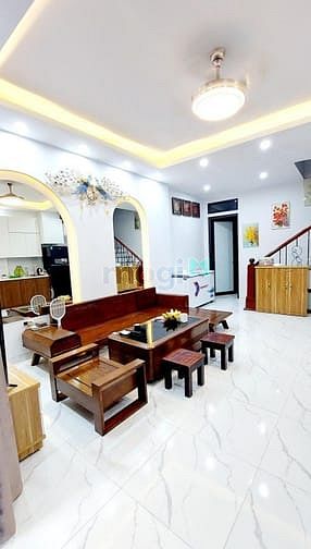 Nhà đẹp ngõ Quỳnh, quận Hai Bà Trưng, 31m² giá 10.5 tỷ - Sẵn sàng ở ngay!