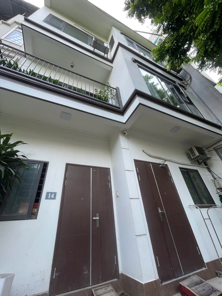 Nhà 3 tầng 51.4m² tại Đông Ngạc, Bắc Từ Liêm - Nội thất đẹp, mặt tiền 7m!