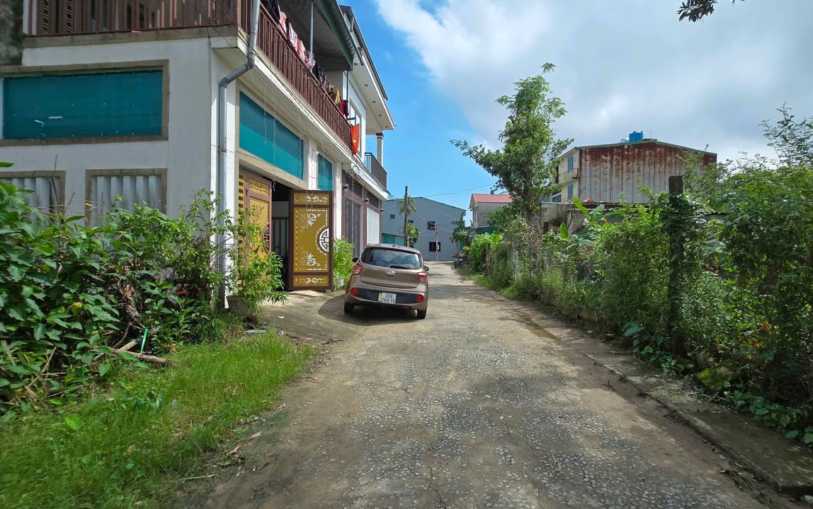 Đất nền đẹp TDP Đoài Thịnh, Thạch Trung 117m² giá 2 tỷ - Nằm gần trường học và bệnh viện!