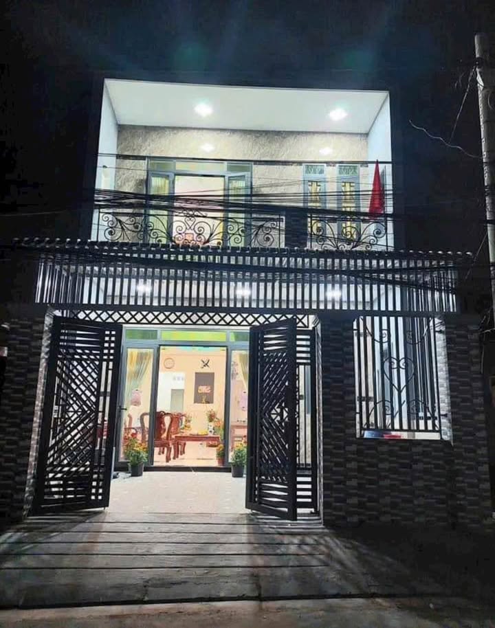 Nhà góc 2 mặt tiền Lâm Đình Trúc, Phan Thiết 102m² giá 5.5 tỷ - Thương lượng chính chủ!