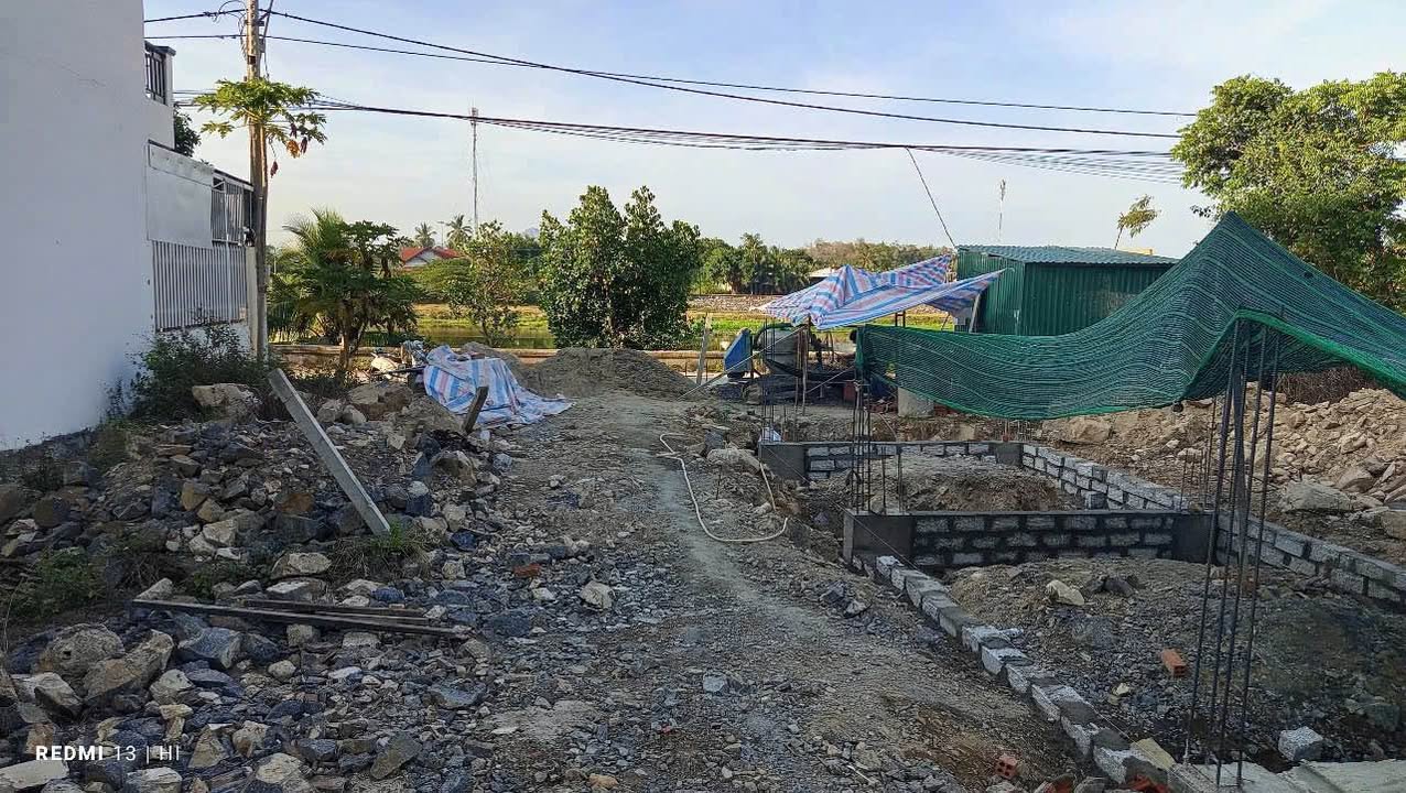 Bán lô đất Vĩnh Thái Nha Trang 80m² giá 3.2 tỷ - Sổ hồng đầy đủ, đầu tư sinh lời!