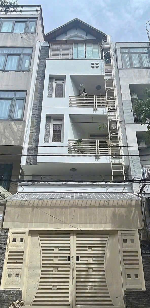 Bán gấp FrontHouse 188 Nguyễn Xí 80m² giá 14.5 tỷ - Đầu tư sinh lời ổn định!