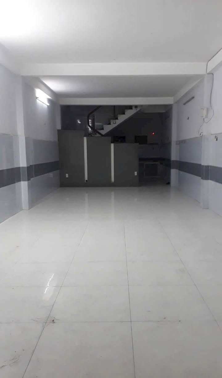 Nhà cho thuê mặt tiền hẻm Chiến Lược quận Bình Tân 68m² giá 9 triệu - Thích hợp mở tiệm, ở gia đình!