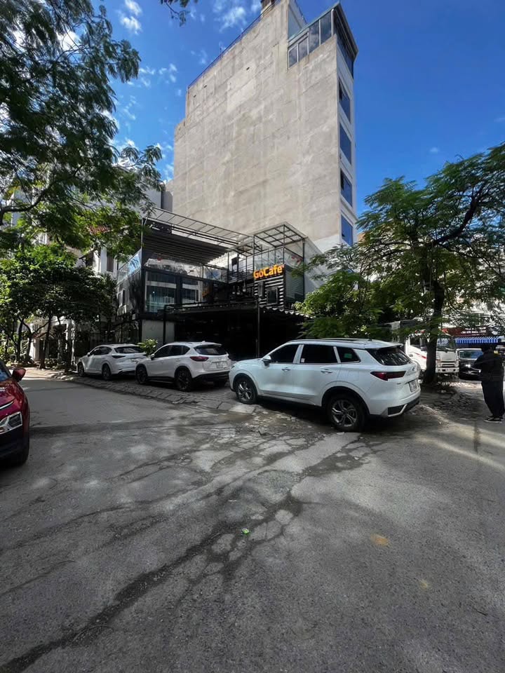 Nhà mặt phố Trung Văn 400m² cho thuê - Vị trí đắc địa phù hợp kinh doanh!