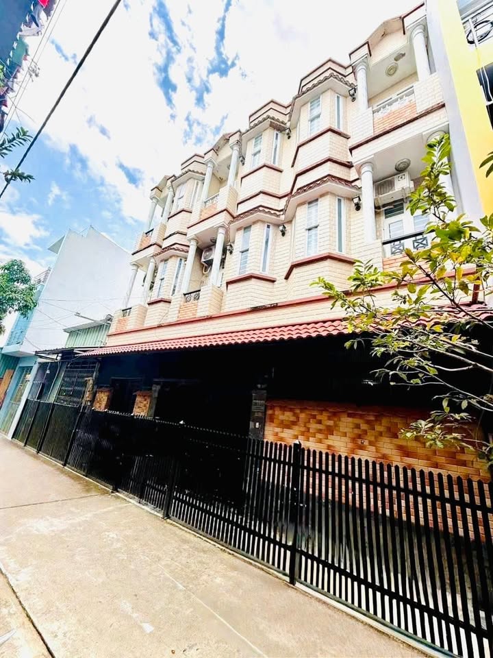 Nhà 2 lầu hẻm 2266 Huỳnh Tấn Phát, Nhà Bè, 90m² - Đầu tư sinh lời ngay!