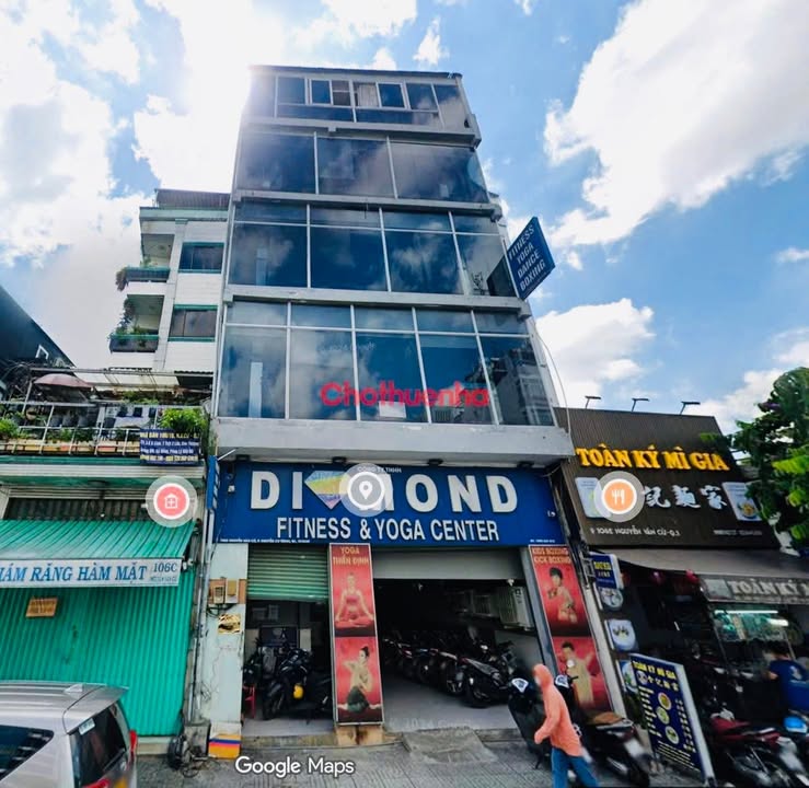 Cho thuê nhà mặt tiền Nguyễn Văn Cừ, Quận 1, 160m² - Địa điểm kinh doanh lý tưởng!