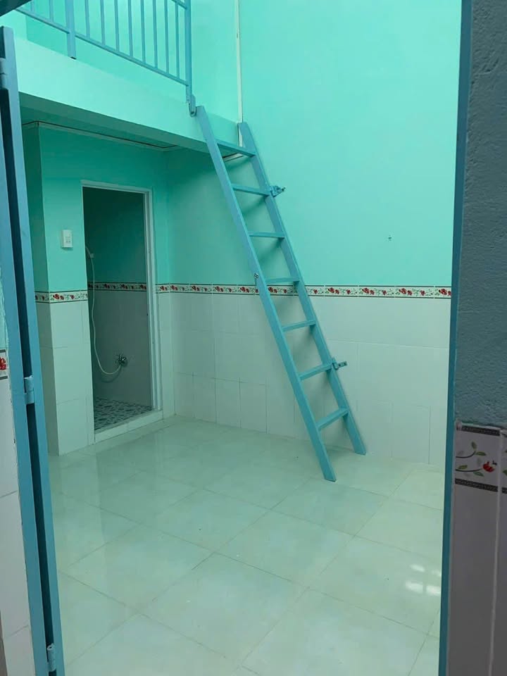 Phòng trọ cho thuê tại hẻm 117 đường 3/2, Cần Thơ 22m² chỉ 1,7 triệu - Ngay chợ Đại học!