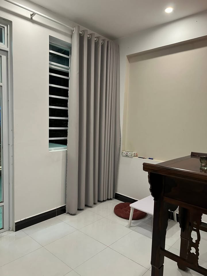 Nhà mặt tiền kinh doanh 1 trệt 1 lầu tại Rạch Giá 64.35m² giá 2.5 tỷ - Sẵn sàng kinh doanh ngay!