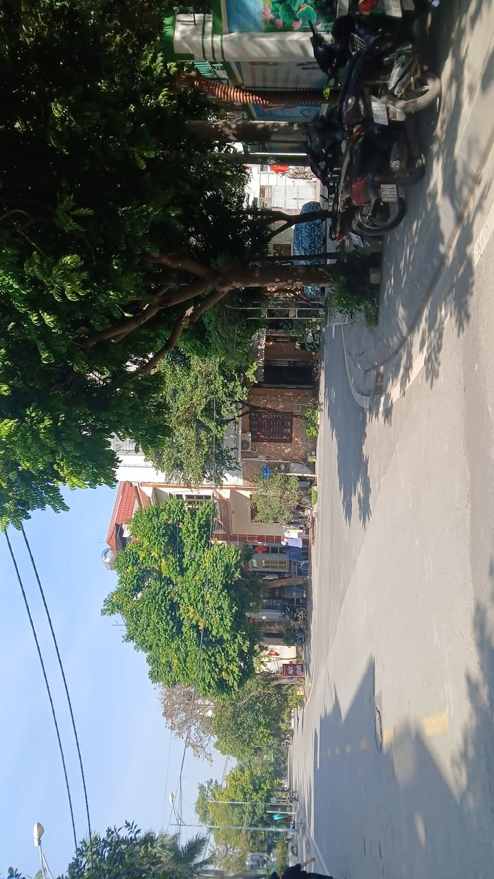 Đất phân lô tái định cư Đặng Vũ Hỷ 90m² giá 19 tỷ - Vị trí đắc địa tại Long Biên!