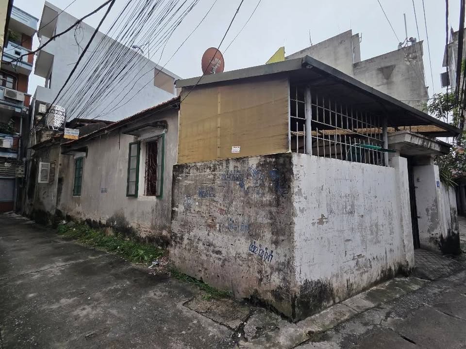 Nhà phố Lĩnh Nam 83m² giá 22 tỷ - Đầu tư sinh lời từ quy hoạch mở rộng!