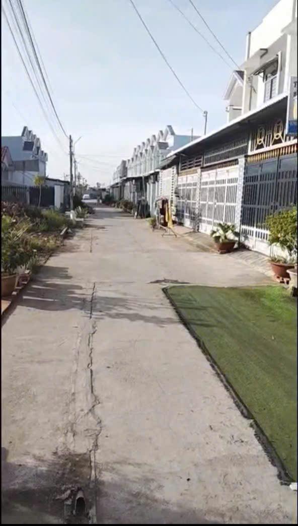 Đất nền hẻm ô tô Lưu Khánh Đức, Phường 2, TP Sóc Trăng 650m² - Giá tốt 1.3 tỷ!