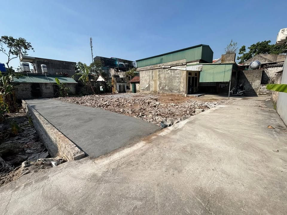 Đất thổ cư Phường Hà Nam 52.1m² giá 1.8 tỷ - Vị trí trung tâm, tiện ích đầy đủ!