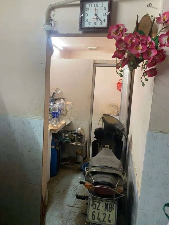 Nhà riêng Thủ Đức 27m² giá 2.1 tỷ - Vị trí thuận lợi cho gia đình nhỏ!