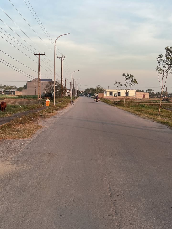 Đất nền xã Quảng Lưu, huyện Quảng Xương 150m² giá 1 tỷ - Vị trí đắc địa, pháp lý đầy đủ!