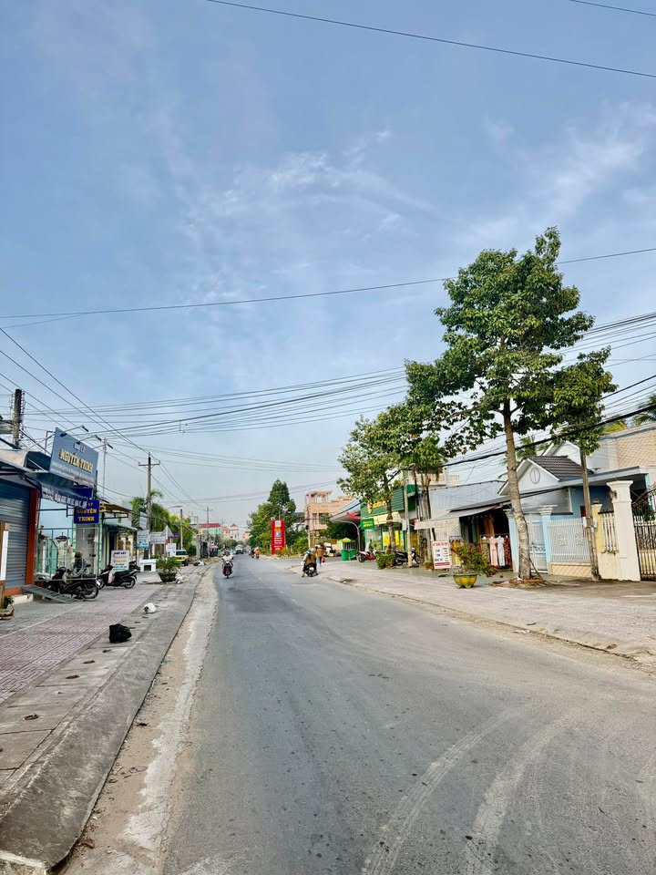 Mặt tiền kinh doanh đường Hùng Vương Trà Vinh 100m² giá 3 tỷ - Đầu tư sinh lời ngay!