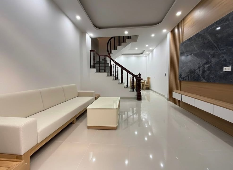 Nhà riêng Minh Khai 36m² giá 7 tỷ - Sẵn sàng dọn vào ở ngay!
