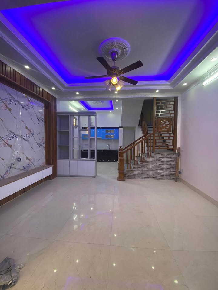 Nhà 3 tầng chính chủ tại Tô Hiến Thành, 50m² giá 2.53 tỷ - Gần trung tâm!