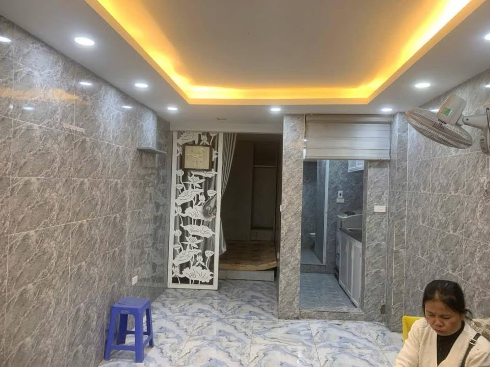 Store cho thuê tại TT Thành Công, 25m² giá 2.6 tỷ - Kinh doanh thuận lợi!
