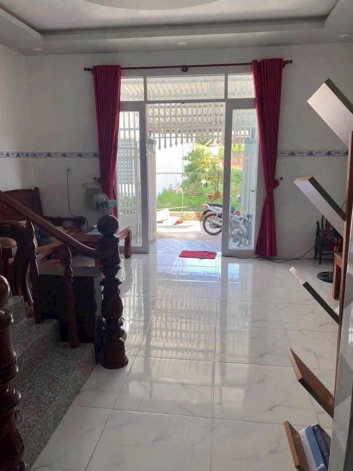 Nhà 1 Trệt 1 Lầu Phường An Hội - Bến Tre 75m² giá 1.75 tỷ - Thiết kế hiện đại, sẵn sàng ở ngay!