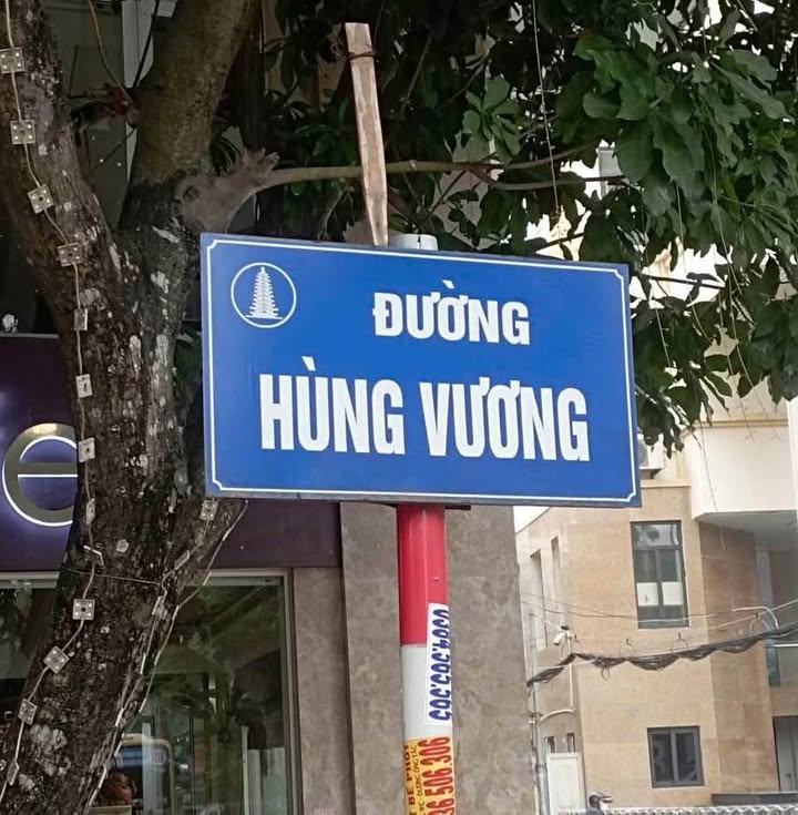 Bán nhà mặt đường Hùng Vương, Nam Định 80m² giá 1x tỷ - Kinh doanh sầm uất!