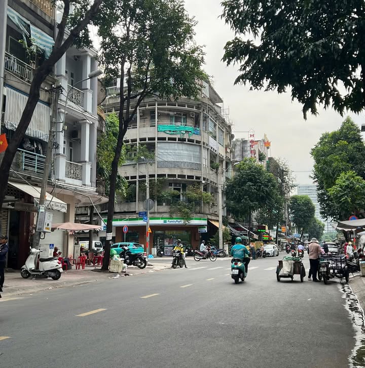 Nhà cho thuê đường Trần Tuấn Khải, Quận 5 - Diện tích 60m², giá 15 triệu/tháng, thuận tiện kinh doanh!