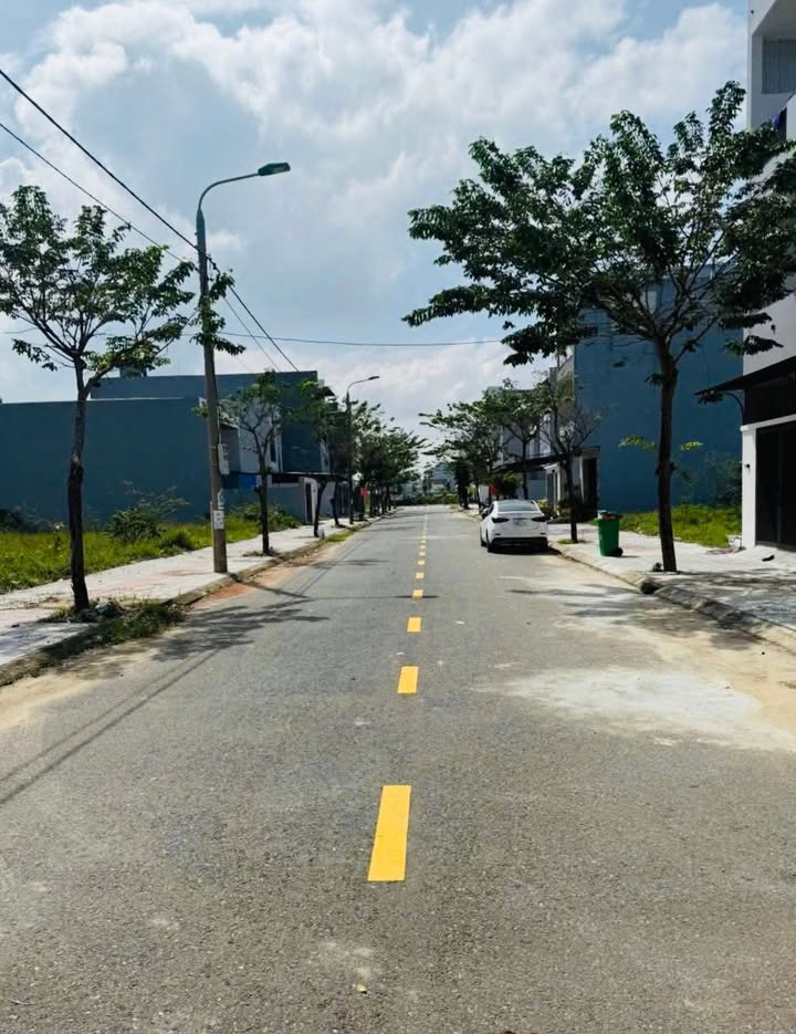 Đất nền Hói Kiểng 19, Hòa Quý, 110m² giá 4.99 tỷ - Khu đô thị an ninh, dân trí cao!