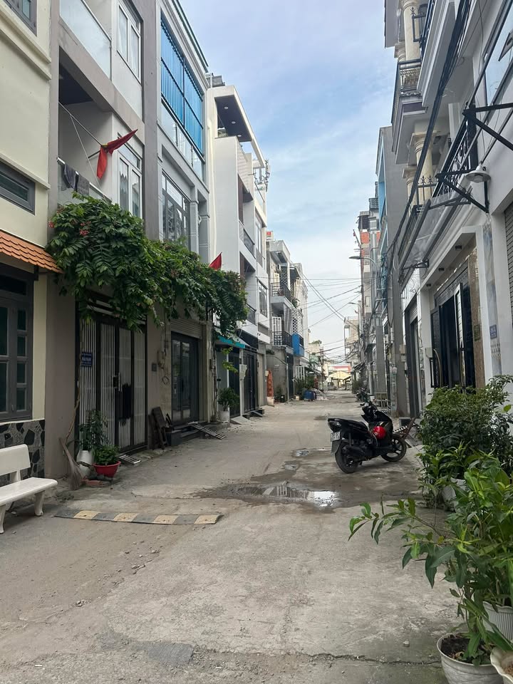 Đất phân lô Lã Xuân Oai, Thủ Đức 51m² giá 3.8 tỷ - Cơ hội đầu tư tuyệt vời!