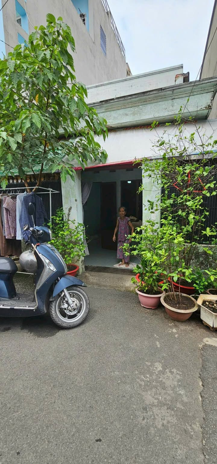 Nhà cấp 4 phường Tam Bình 70m² giá 4 tỷ - Sổ hồng hoàn công, thương lượng nhẹ!