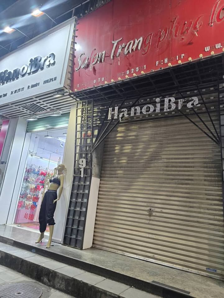 Nhà mặt phố Phạm Ngọc Thạch 50m² giá 10 tỷ - Kinh doanh đắc địa ngay trung tâm!