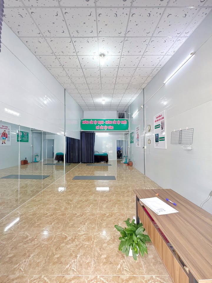 Nhà mặt tiền đường Trần Bạch Đằng, quận Ninh Kiều - Thích hợp cho thuê kinh doanh