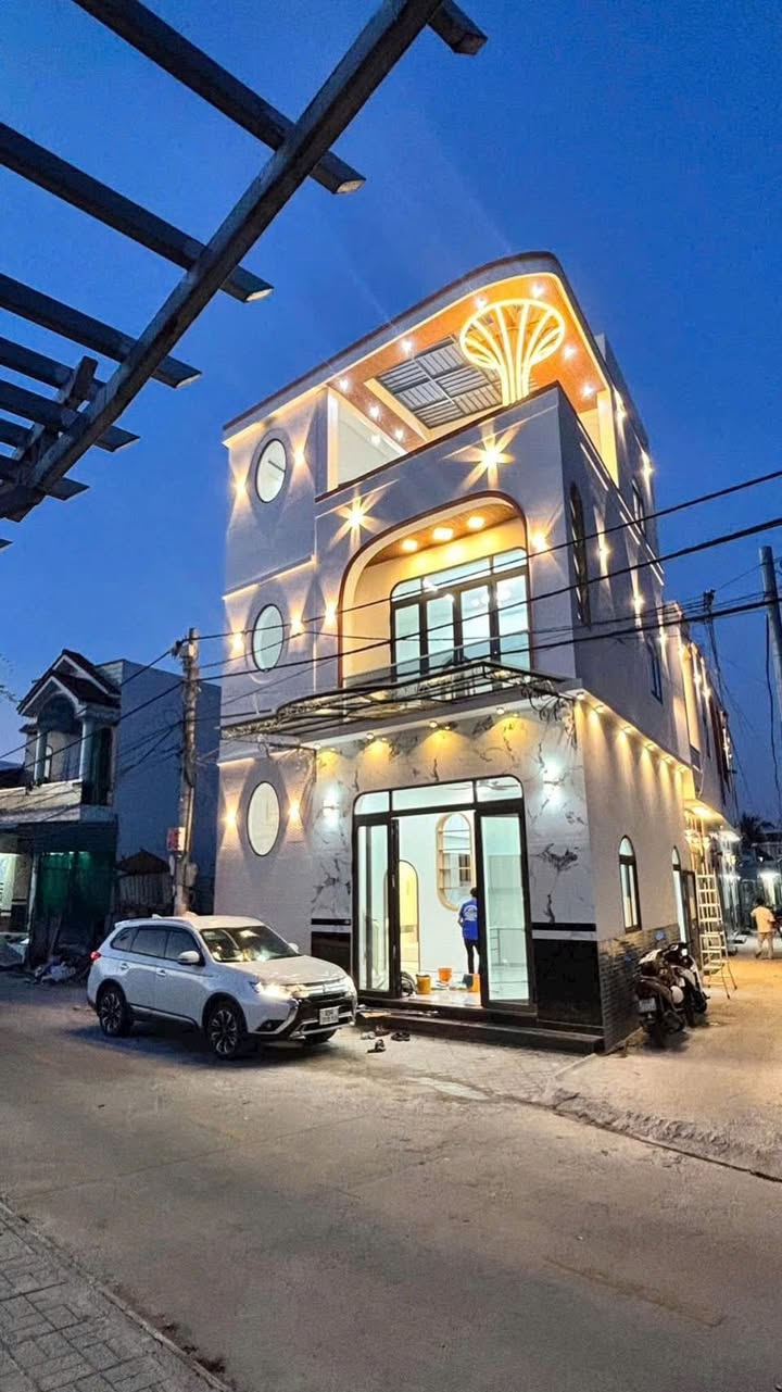 Bán Dãy Phố 5 Căn Mới Hoàn Thiện 63m² Giá 4.95 Tỷ - Kinh Doanh Đỉnh Tại Cần Thơ!