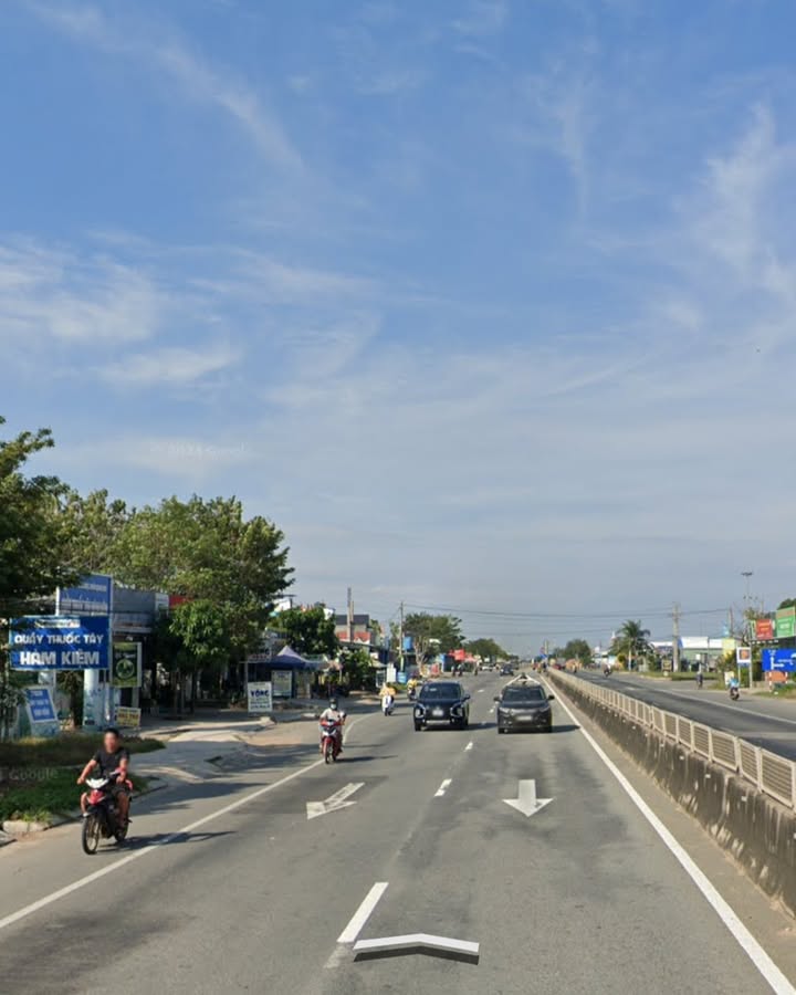 Nhà mặt tiền Quốc lộ 1A, xã Hàm Kiệm 400m² giá chỉ 5.5 tỷ - Cơ hội đầu tư sinh lời!