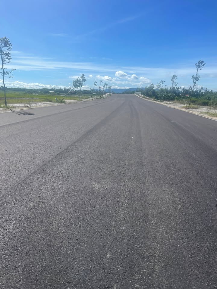 Đất nền Nghĩa Trung, Tư Nghĩa 300m² - Sổ hồng chính chủ, giá thỏa thuận!