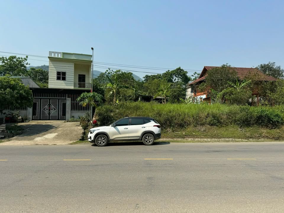 Đất mặt quốc lộ 12B, Mường Động, Phú Thọ 305.3m² giá 1.85 tỷ - View núi đá tuyệt đẹp!