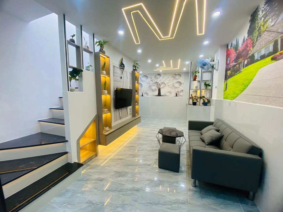 Nhà phố Gò Vấp 42m² giá 4.18 tỷ - Full nội thất, sẵn sàng ở ngay!