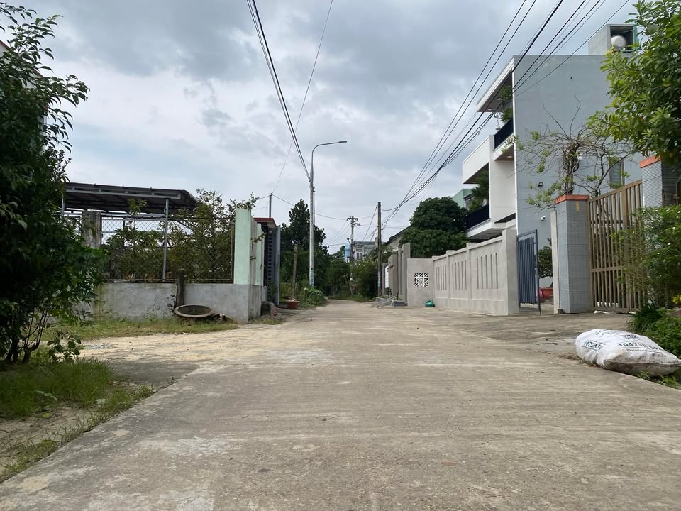 Bán lô đất Điện Nam Trung 100m² giá 1.5 tỷ - Hướng Tây, ô tô vào thoải mái!