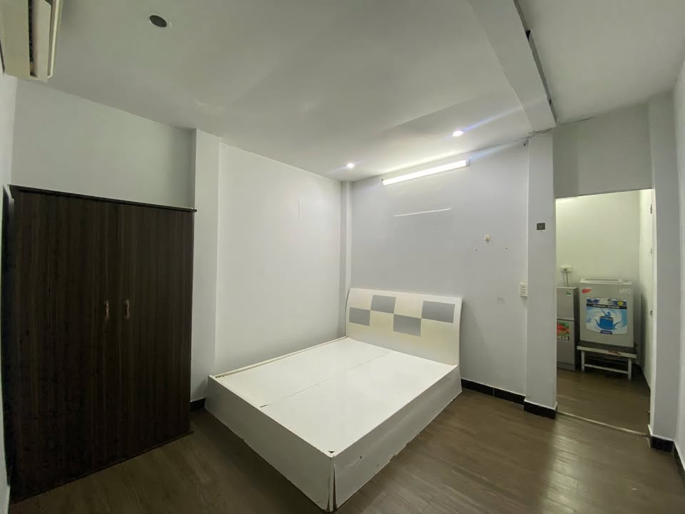 Phòng cho thuê đường Nguyễn Tri Phương, Quận 10 - Full nội thất, an ninh 24/7