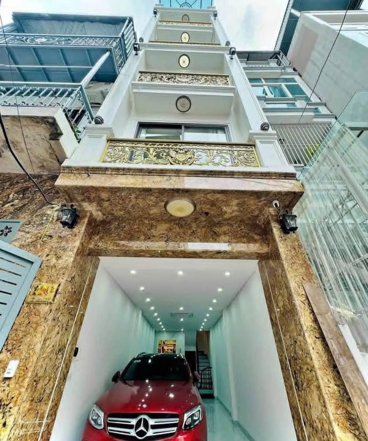 Nhà 6 tầng Xuân Đỉnh 50m² giá 13 tỷ - Ô tô vào tận nơi!