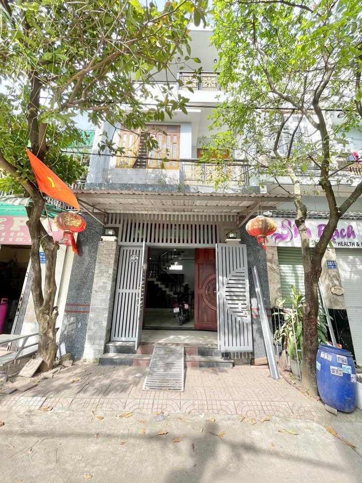 Nhà phố Đông Hòa, Dĩ An 60m² giá 4.85 tỷ - Thiết kế 1 trệt 1 lầu, dọn vào ở ngay!