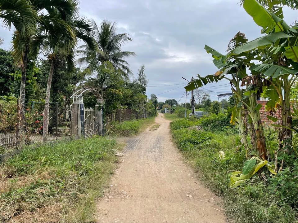 Đất nền Vinh Quang, Kon Tum 200m² giá 400 triệu - Đầu tư sinh lời hấp dẫn!