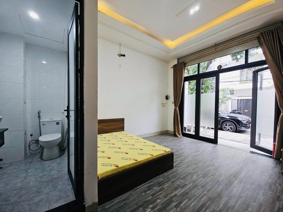 Phòng cho thuê mặt tiền đường An Nhơn, Đà Nẵng 4.7 triệu - Vị trí thuận lợi cho kinh doanh!