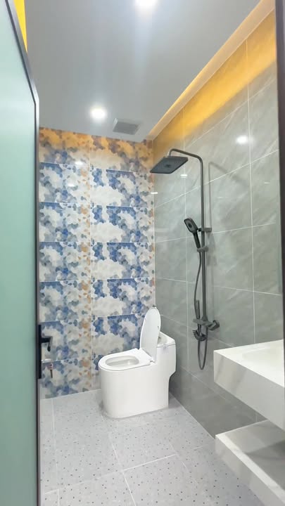 Nhà phố 1 trệt 2 lầu tại An Phú, Tân Uyên, 67.5m² giá 4.95 tỷ - Sẵn sàng ở ngay!