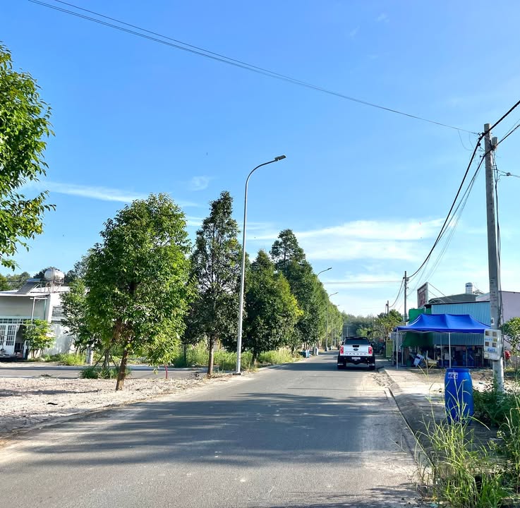 Đất nền Minh Thành Chơn Thành 107m² giá chỉ 2.x tỷ - Đất 2 mặt tiền tiện lợi!