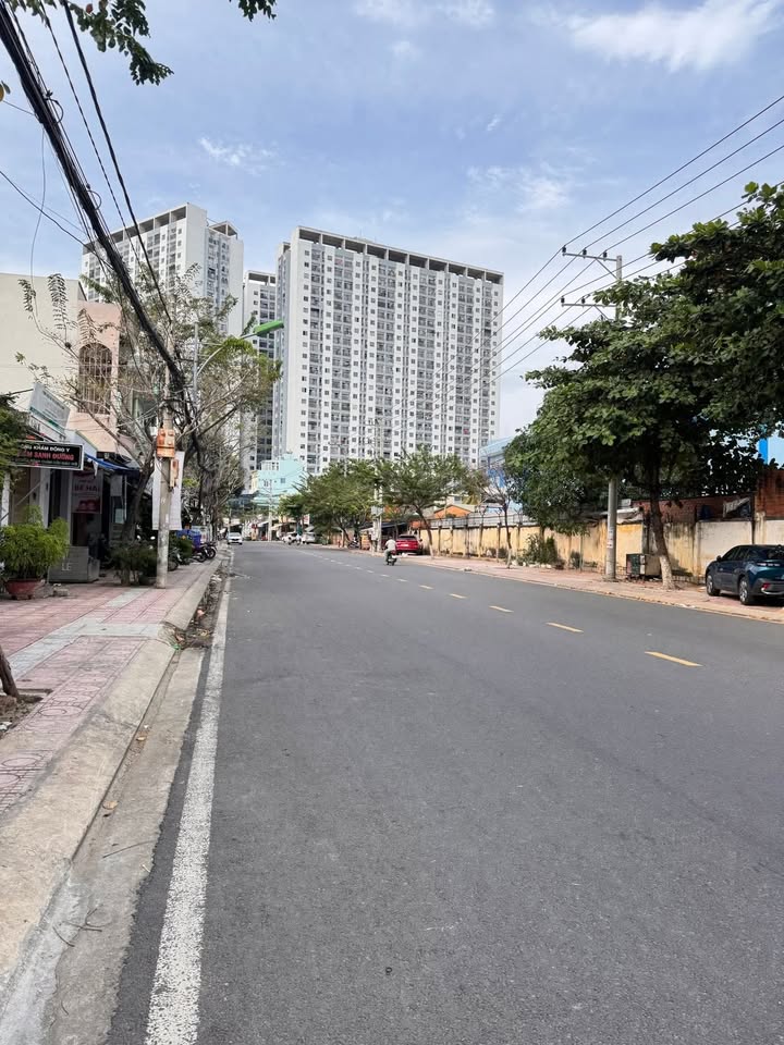 Nhà hẻm 2 xe máy Võ Thị Sáu, Phước Long, 45m² chỉ 1.8 tỷ - Sổ hồng chính chủ!