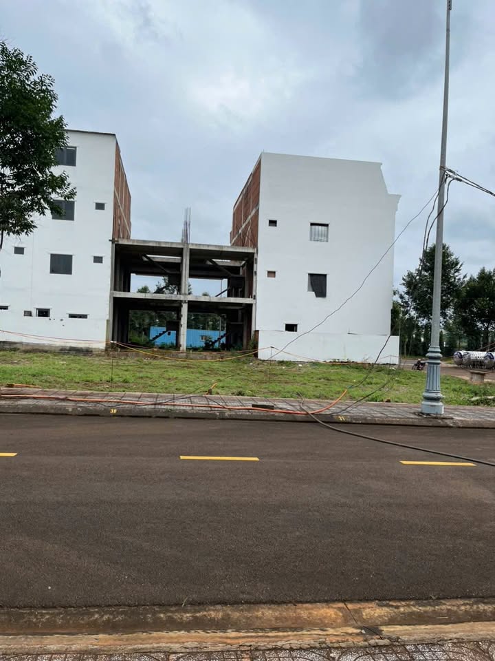 Đất nền Khu đô thị Ân Phú, Buôn Ma Thuột 100m² giá 3.79 tỷ - Đầu tư sinh lời tiềm năng!