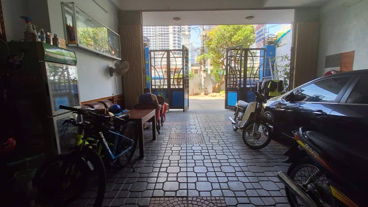 Khách sạn 4 tầng Lộc Thọ Nha Trang 130m² giá 26.5 tỷ - Kinh doanh tốt ngay trung tâm!