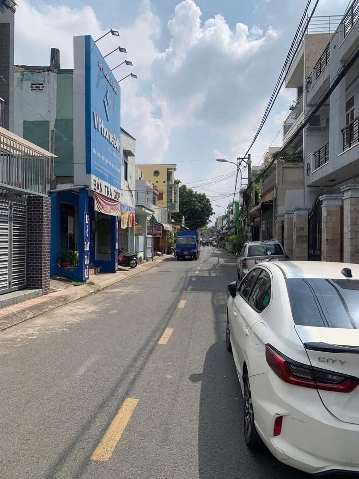 Mặt tiền kinh doanh đường 144, P. Tân Phú, Q. 9 - 67m² giá 6.3 tỷ - Đầu tư sinh lời ngay!